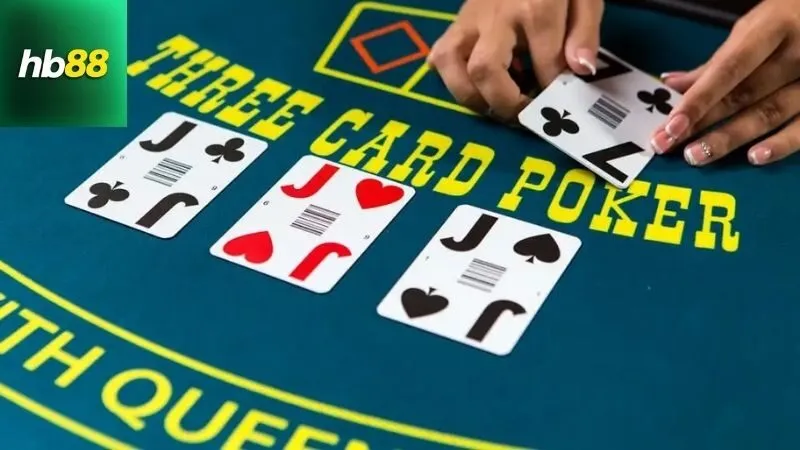 Three Card Poker – So Tài Nhanh, Thắng Lớn Trong 1 Ván Bài 2 Định nghĩa và Lịch sử